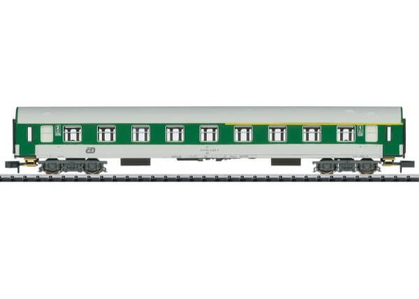 Trix 18447 Schnellzugwagen Bauart Y/B der Tschechischen Eisenbahn